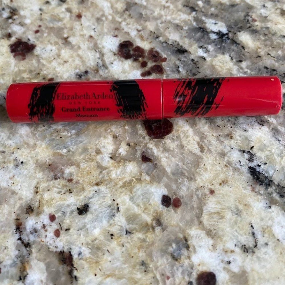 NWOB Elizabeth Arden Grand Entrance‎ Mascara Mini